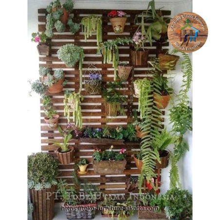 Accessories - Wall Decoration: Wall Garden made of teakwood, bengkirai wood (image 1 of 1).