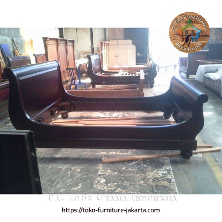 Bedroom - Beds: Bed Bagong Mahogany made of mahogany wood (image 1 of 1).