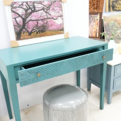 Living Room: Green Desk (image 15 of 21).