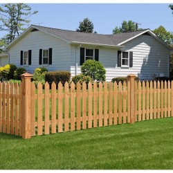 Outdoor - Fences: Fences made of teakwood, bengkirai wood (image 1 of 1).