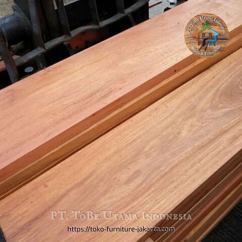 Planks & Decking/Flooring: Mahogany Boards Timber made of mahogany wood (image 1 of 1).