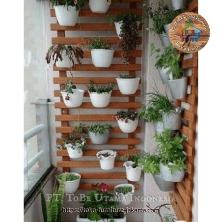 Accessories - Wall Decoration: Vertical Garden made of teakwood, bengkirai wood (image 1 of 1).