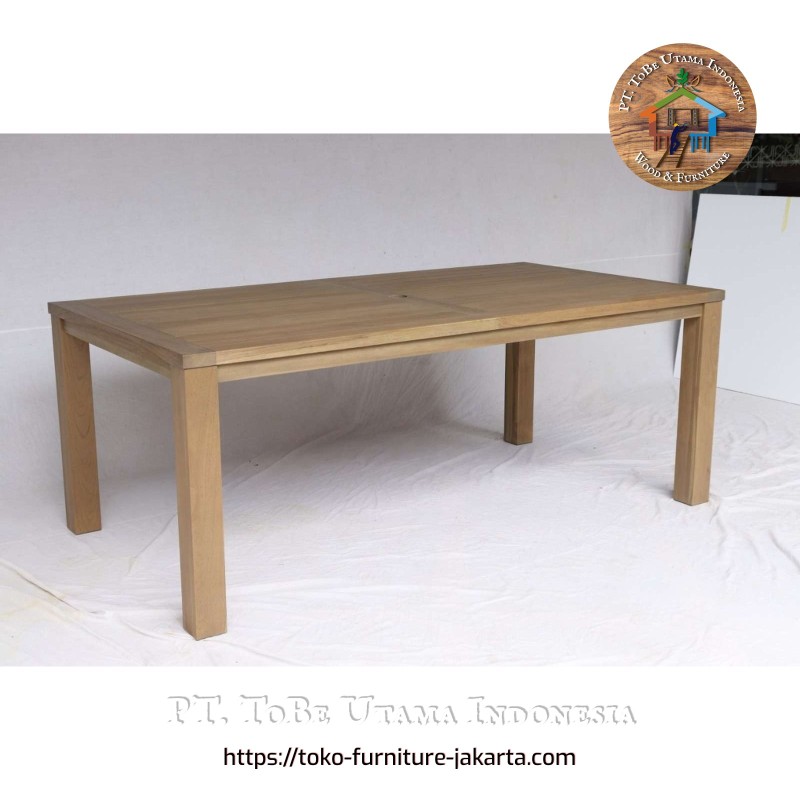 Ruang Makan - Meja Makan: KJ Meja makan kayu Jati warna terang di buat dari kayu jati, kayu mahoni (gambar 1 dari 1).