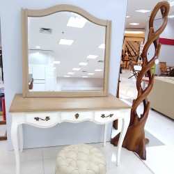 Bedroom: Cream Set Dressing Table (image 1 of 4).