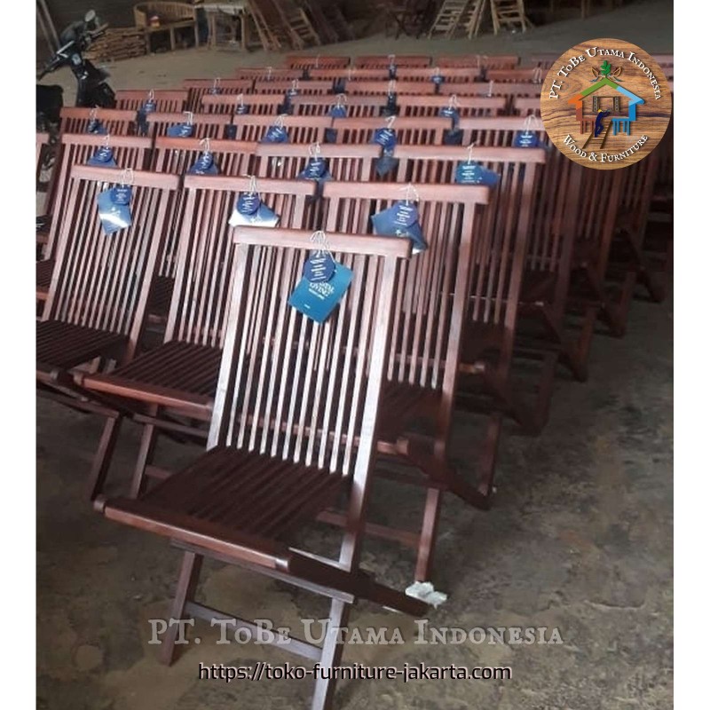Taman - Kayu Jati: Kursi lipat coklat tua stok di buat dari kayu jati (gambar 1 dari 1). Taman - Kayu Jati: Kursi lipat coklat tua stok di buat dari kayu jati (gambar 1 dari 1).