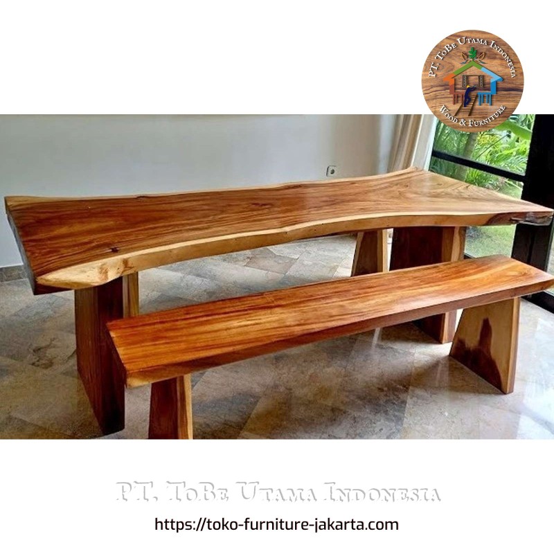 Terrace - Set 2 plus 1: Suar Wood Live Edge Table & Bench Set made of trembesi wood (image 1 of 1).