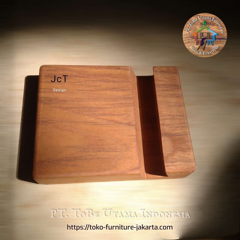 Accessories: Cigarette Phone Holder made of mahogany wood, jackfruit wood (image 1 of 5).