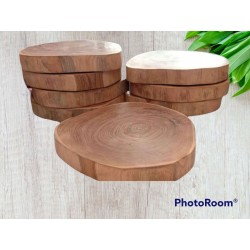 Kitchenware: Longan Wood Cutting Board made of longan wood, teakwood (image 2 of 2).