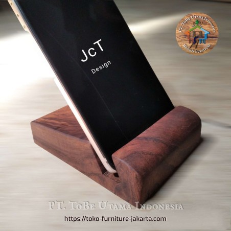 Accessories: Mouse Phone Holder made of mahogany wood, jackfruit wood (image 1 of 4).