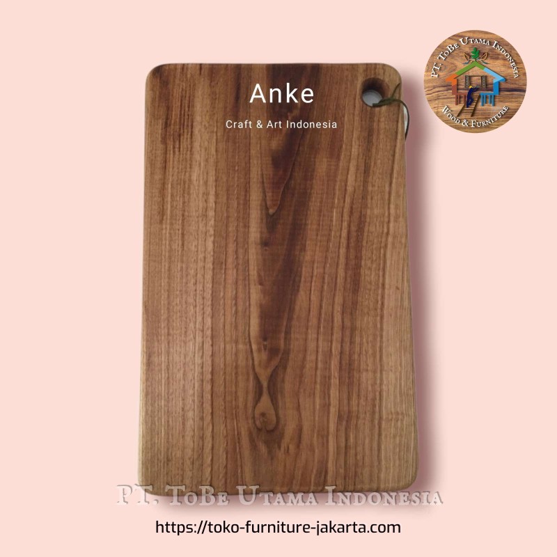 Kitchenware: Anke Cutting Board made of teakwood, mahogany wood (image 1 of 2).