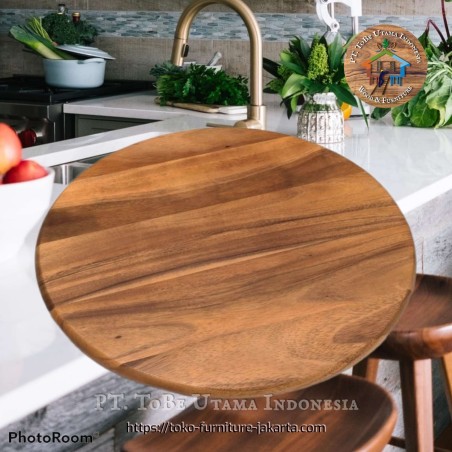 Kitchenware: Teakwood Round Cutting Board made of teakwood (image 1 of 1).