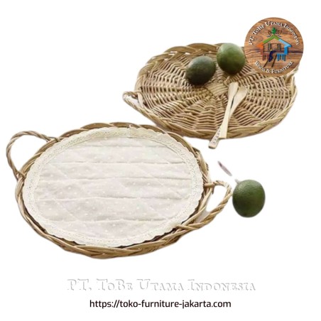 Kitchenware: Rattan Fruit Tray made of rattan (image 1 of 1).