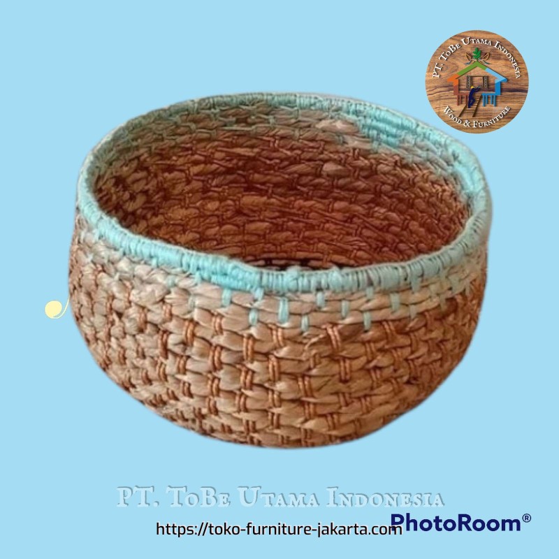 Kitchenware: Water Hyacinth Basket made of rattan (image 1 of 1).