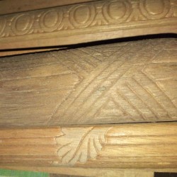Bahan Bangunan: List Profil Kayu di buat dari kayu akasia (gambar 11 dari 13).
