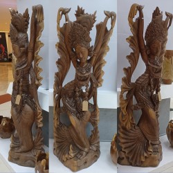 Ukiran: Patung Bali Dancer di buat dari kayu trembesi (gambar 1 dari 5).