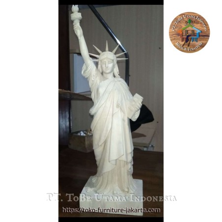 Art: Liberty 25 made of acacia wood (image 1 of 1).