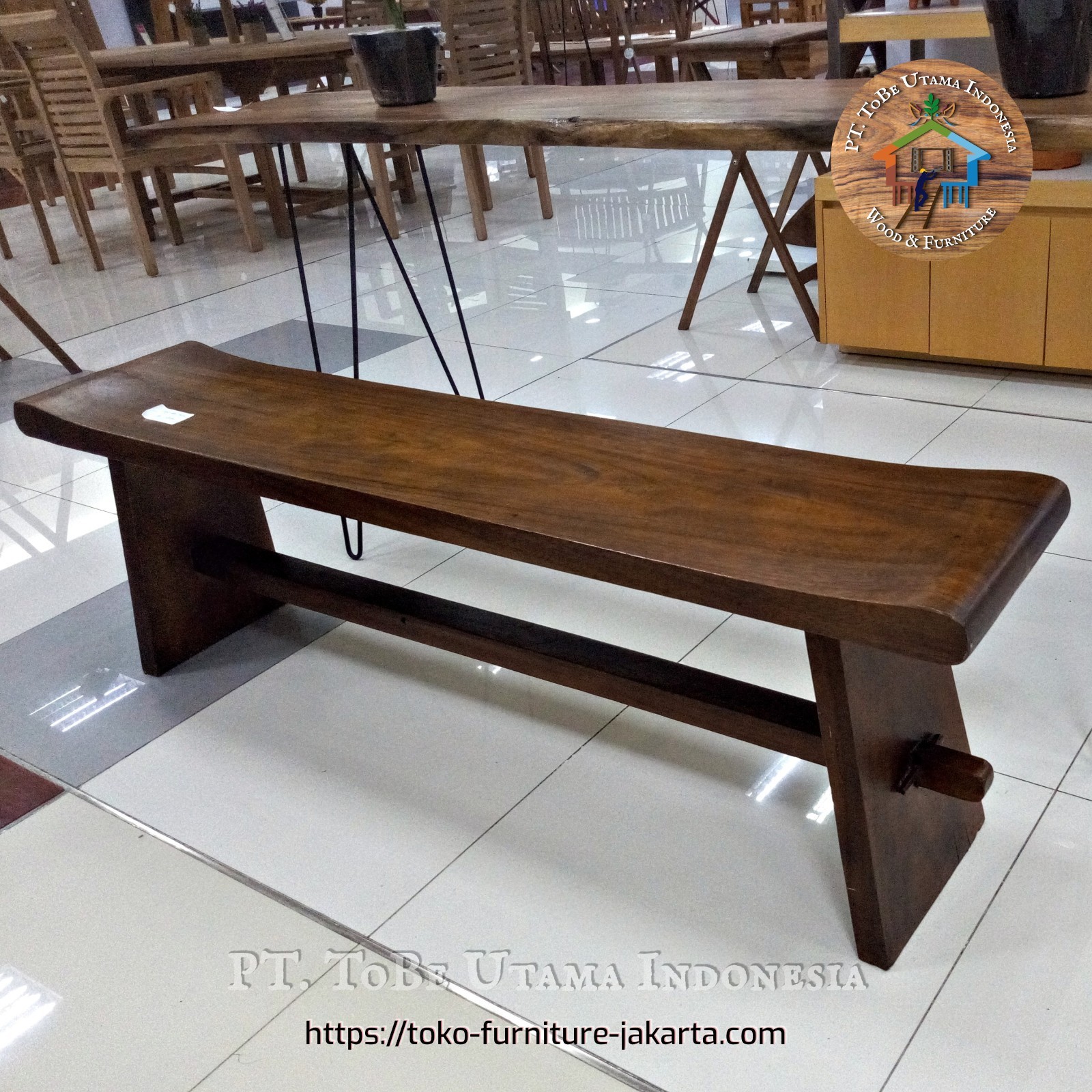 Terrace - Bench: Trembesi Long Bench made of trembesi wood (image 1 of 1).