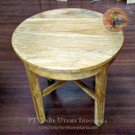 Ruang Keluarga - Meja Kecil: Meja Kopi Bundar Rustik di buat dari kayu jati (gambar 1 dari 1).