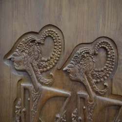Pintu: Pintu Ukiran Wayang Kayu Jati di buat dari kayu jati (gambar 3 dari 8).