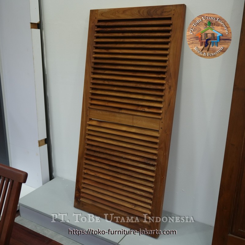 Doors: Wood Teak Door's Antique Indonesia made of teakwood (image 1 of 2). Doors: Wood Teak Door's Antique Indonesia made of teakwood (image 1 of 2).