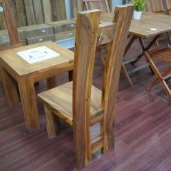 Ruang Makan - Kursi Makan: Kursi Makan Trembesi H di buat dari kayu jati, kayu trembesi (gambar 4 dari 9).