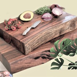 Peralatan Dapur: Talenan Kayu Pinggir Natural di buat dari kayu jati (gambar 1 dari 1).