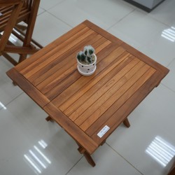 Terrace Tables: Square Terrace Table made of teakwood (image 5 of 7).