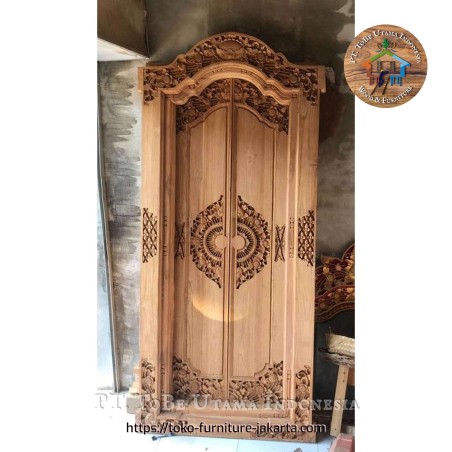 Pintu: Pintu Bali di buat dari kayu mahoni, kayu jati (gambar 1 dari 1).