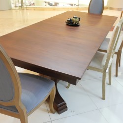 Ruang Makan: Meja Meeting Kayu Solid (gambar 4 dari 27).