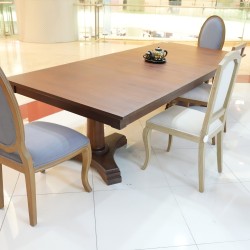 Ruang Makan: Meja Meeting Kayu Solid (gambar 3 dari 27).