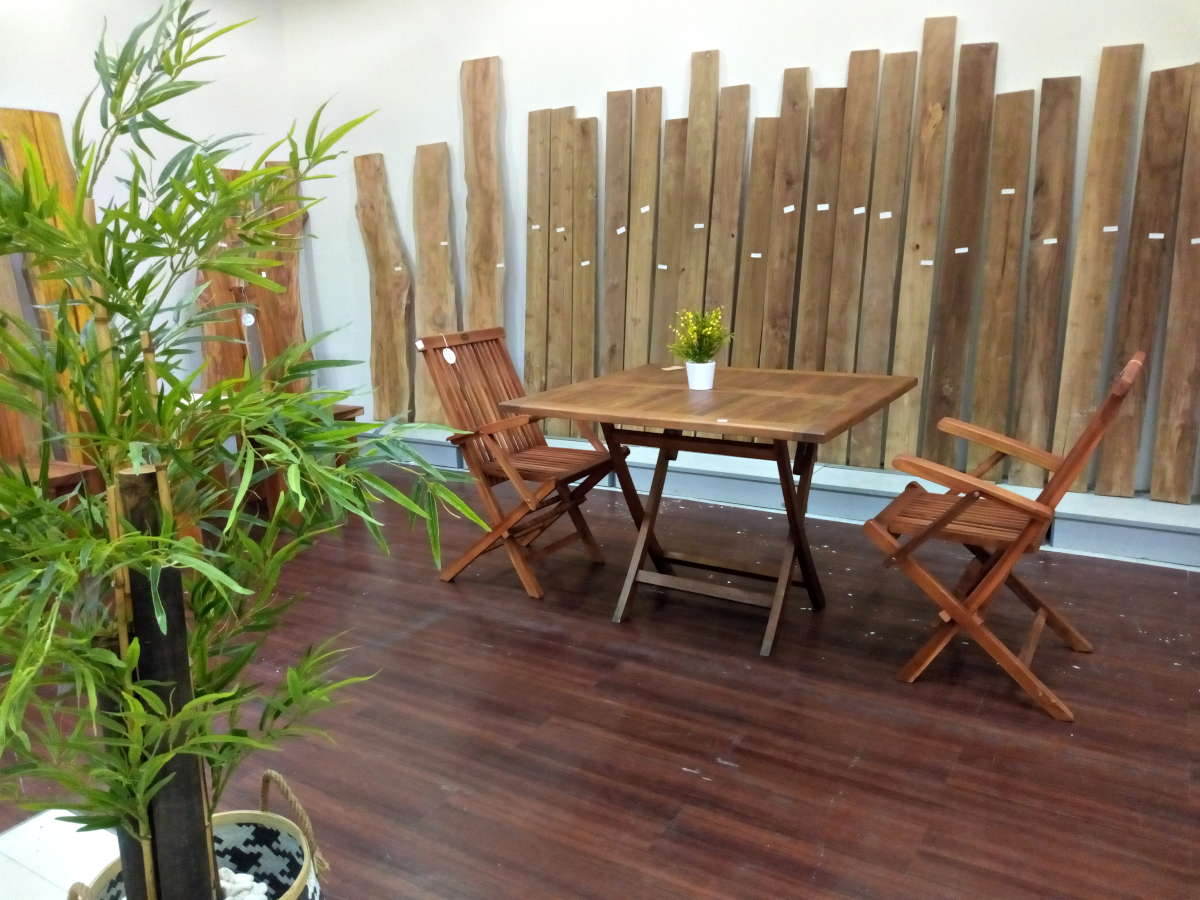 Dining Table in Romantic Room Dinner or lunch with your partner in a comfortable home with modern and foldable Teak wood furniture.